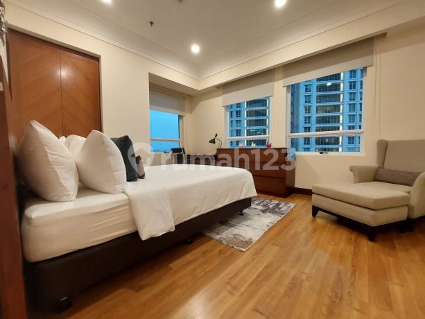 Pakubuwono Residence 3 Bedroom Di Sewakan Fully Furnished Pakubuwono Residence 3 Bedroom Di Sewakan Fully Furnished