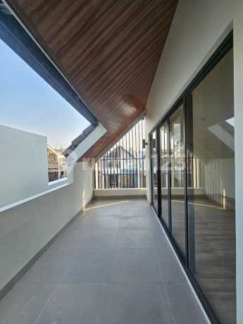 Jual Rugi Rumah Baru Cluster Leonora, Symphonia Gading Serpong Jual Rugi Rumah Baru Cluster Leonora, Symphonia Gading Serpong