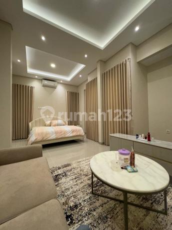 Rumah 2 Lanta Dekat Unimus