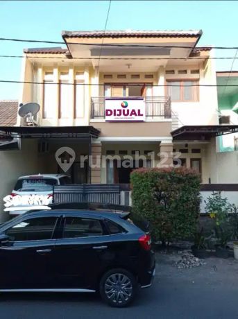 Rumah 2 Lantai Bagus SHM di Perumahan Pondok Hijau Permai Bekasi