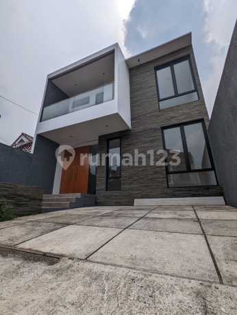 Rumah 2 lantai siap huni di perum griya bintara indah bekasi Rumah 2 lantai siap huni di perum griya bintara indah bekasi