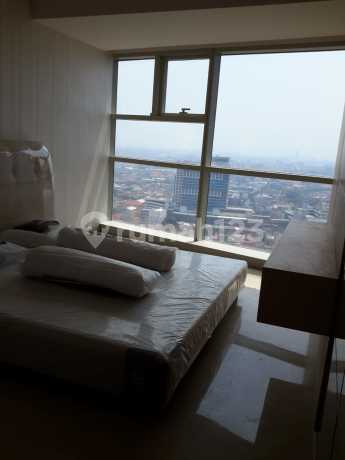 Apartemen Pusat Kota Tunjungan Plaza Surabaya 2 Kamar Tidur Semi Furnished Apartemen Bagus