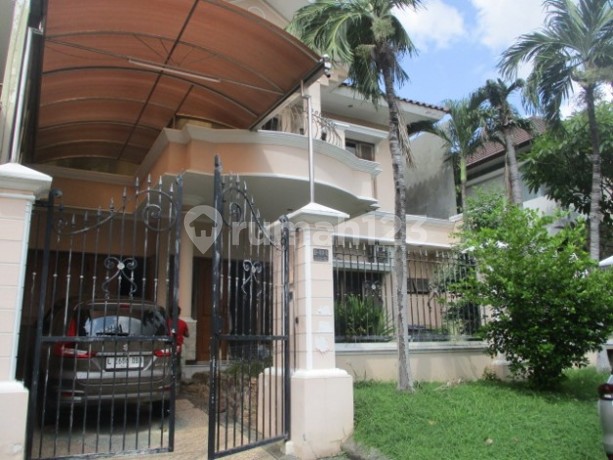 Dijual Via Lelang Rumah Graha Famili Surabaya