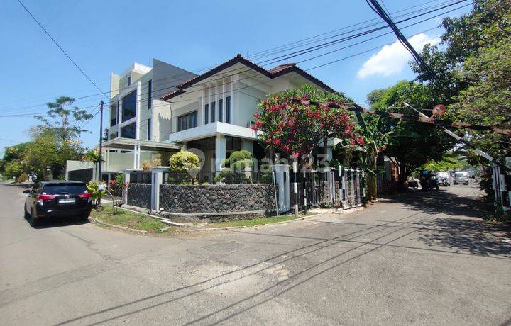 Dijual Via Lelang Rumah Bagus Lokasi Darmo Permai Selatan