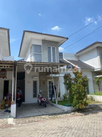 For Sale by Auction, House Location at Mandiri Residence Cluster, Magnolia Village, Krian, Sidoarjo. For Sale by Auction, House Location at Mandiri Residence Cluster, Magnolia Village, Krian, Sidoarjo.
