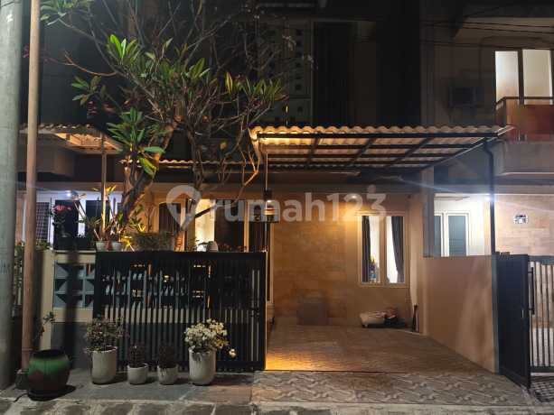 For Sale Golden Berry Regency House Menganti