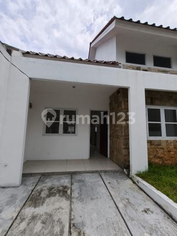 Nice House in Taman Serua Sawangan Depok West Java Compound