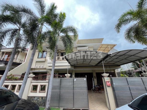 For Sale, Move-in Ready House in Citraland, Facing Gapura Garden Villa Cluster.