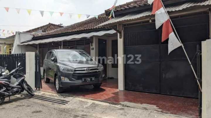 Rumah strategis Murah Dan Lagi BU Komplek Sekelimus Dekat Tol Rumah strategis Murah Dan Lagi BU Komplek Sekelimus Dekat Tol