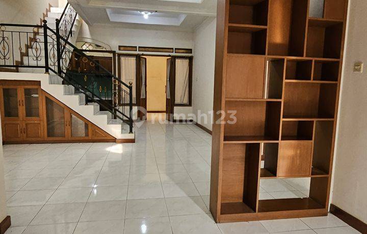 Rumah Bagus Terawat Siap Huni Di Komp Panorama Alam Parahyangan Murah