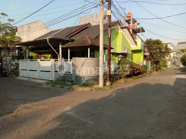 For Sale: Clean and Well-Maintained House in Ujungberung Indah Complex