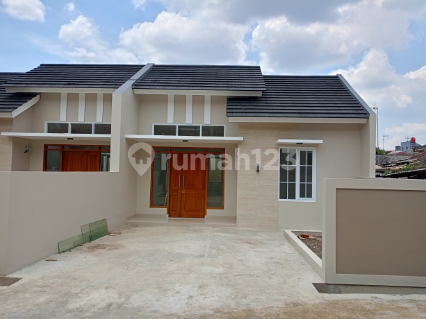 Ready Stock! New House in Sukaasih, East Bandung