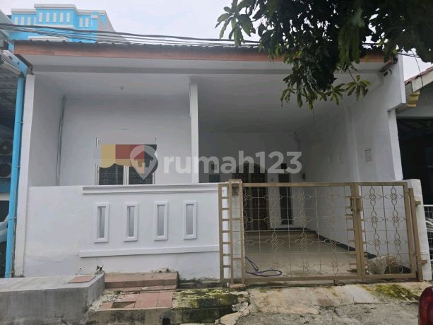Dijual Rumah Luas di Duta Harapan Bekasi Utara