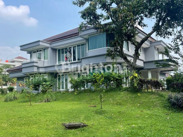 GRAND MANSION AT BOGOR LAKESIDE BOGOR. FOR SALE