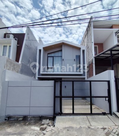 Dijual Rumah Mulyosari Baru Gress Full Furnish Siap Huni