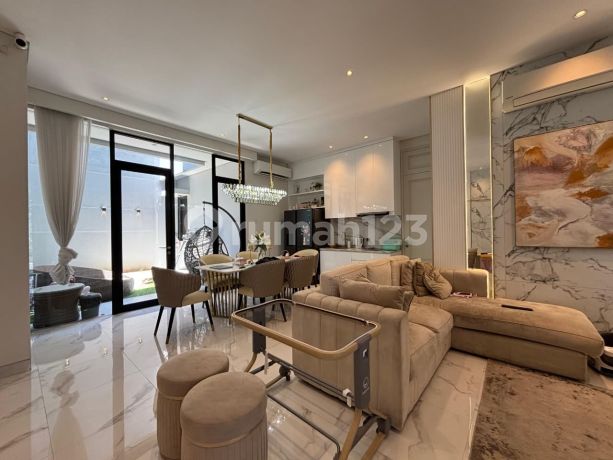 For Sale 2-Side Modern Minimalist House Pakuwon City Aruba Villa For Sale 2-Side Modern Minimalist House Pakuwon City Aruba Villa