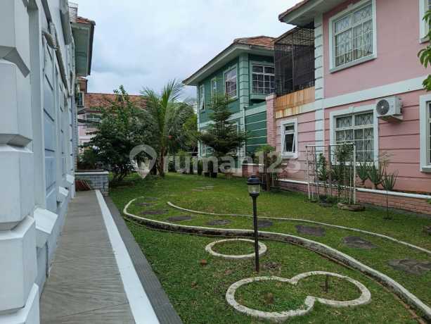 Beautiful House Ready to Live Hook Position Paris Garden Lippo Karawaci