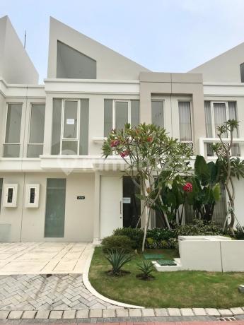 Dijual Rumah Grand Pakuwon Adelaide Harga Butuh Uang Dijual Rumah Grand Pakuwon Adelaide Harga Butuh Uang