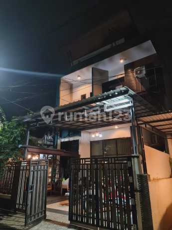 Rumah Bagus Semi Furnished SHM Sepinggan, Balikpapan
