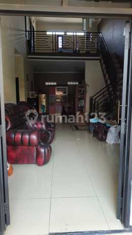 For Sale 1.5-Story Comfortable Move-In Ready Minimalist House Located in Taman Cibaduyut Indah 2, Bandung