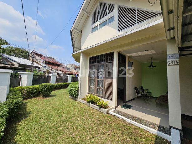 Rumah Cantik Halaman Luas Di Pamulang Estate SHM Rumah Cantik Halaman Luas Di Pamulang Estate SHM