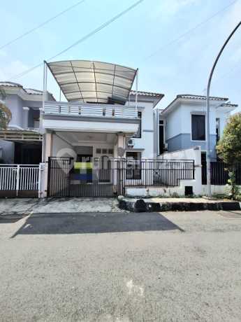 Ready-to-Occupy House at an Affordable Price in Metland Menteng, East Jakarta