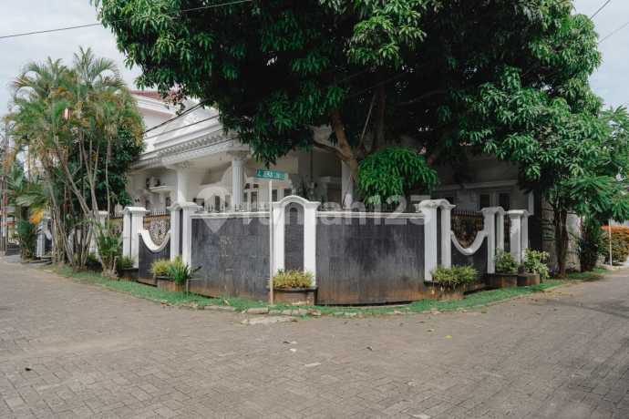 Jual Cepat Rumah Cantik Furnished Davinci Pamulang Estate. Rumah SHM Bagus Jual Cepat Rumah Cantik Furnished Davinci Pamulang Estate. Rumah SHM Bagus