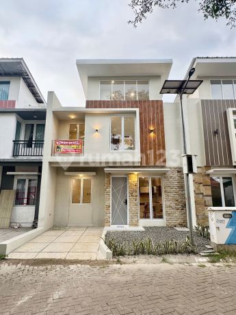 Jual Cepat ! Accola Park Serpong Strategis! Cantik Rumah Shm Bagus Di Jl. Raya Pasar Jengkol No. 1, Babakan, Setu, Kota Tangerang Selatan, Banten, Indonesia, 15315, Serpong