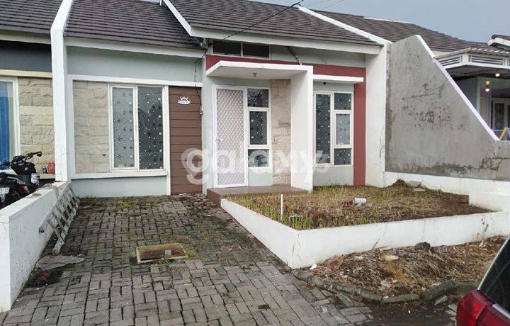 Rumah Murah Jade Hamlet Menganti Gresik
