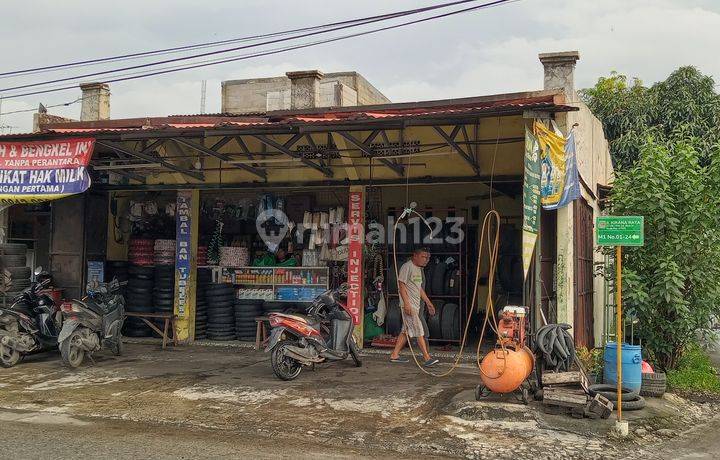 Di Jual Rumah Berikut Bengkel Dan Peralatan Tambal Ban Di Jalan Utama Perumahan Kirana Cibitung Bekasi