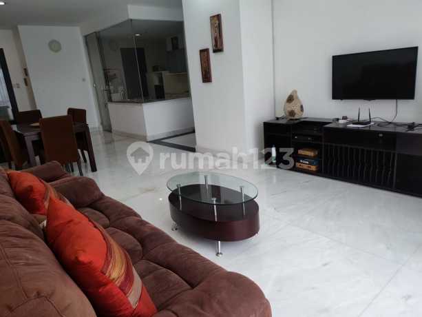 Dijual apartemen fully furnished Somerset Permata Berlian Jakarta Selatan