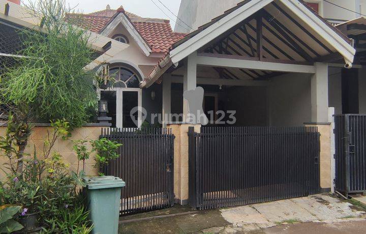 Dijual Cepat Rumah siap huni di Vila Dago Pamulang dekat ke Bsd