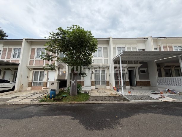 Rumah Bagus di Gerbang Cluster Visalia Perumahan Kota Wisata Cibubur, Jl. Raya Kota Wisata, Ciangsana, Gunung Putri, Bogor, Jawa Barat, Indonesia, 16968, Kota Wisata