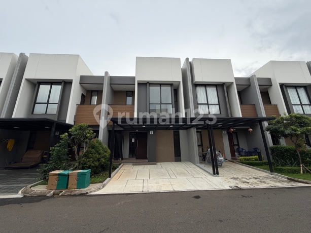 New House in Magenta Cluster Summarecon Bekasi