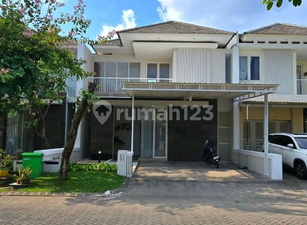 Dijual Rumah Royal Residence Dekat Pakuwon. Graha Family. Wisata Bukit Mas ( Wbm ) Dijual Rumah Royal Residence Dekat Pakuwon. Graha Family. Wisata Bukit Mas ( Wbm )