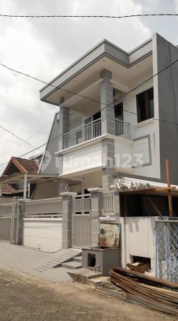 Rumah di Villa Taman Kartini. Margahayu Bekasi Timur, Jawa Barat Rumah di Villa Taman Kartini. Margahayu Bekasi Timur, Jawa Barat