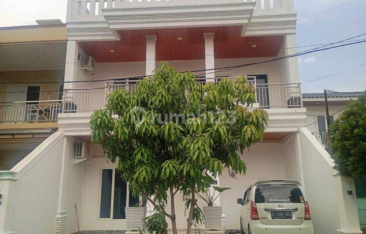 Rumah Siap Huni Taman Jatinegara Jakarta Timur