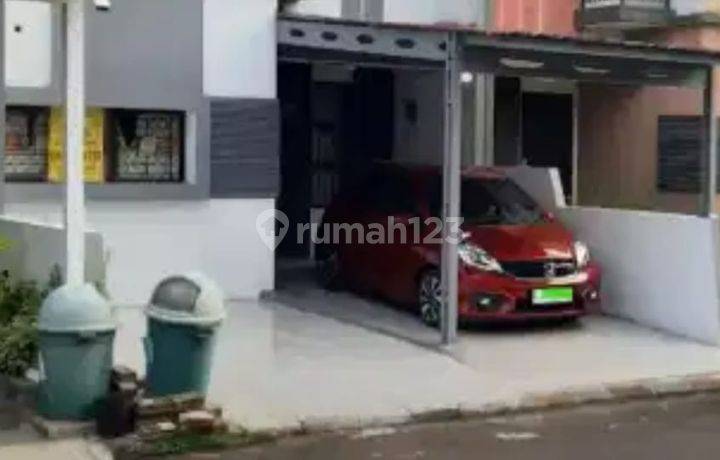 Dijual Rumah 2 Lantai Diperumahan Alia Residence Jatiwarna , Jatiwarna