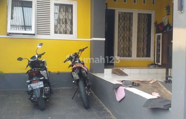 Rumah di perumahan Taman Sari Bukit Damai, Gunung Sindur Bogor