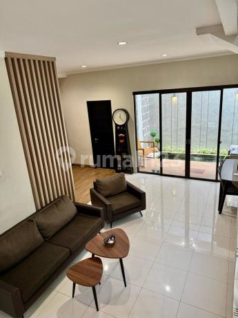 Rumah Sudah Renovasi Semi Furnished Di Cluster Discovery Bintaro Rumah Sudah Renovasi Semi Furnished Di Cluster Discovery Bintaro