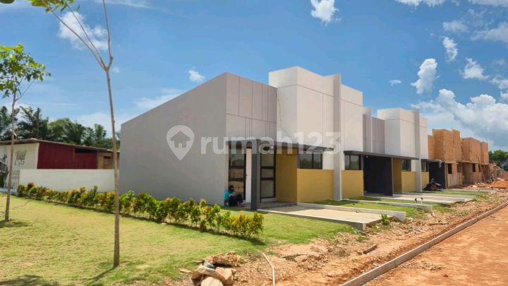 Rumah 1 Dan 2 Lantai Tepi Jalan Raya Batam