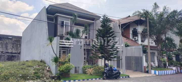 Dijual Rumah 2Lt Berfasad Terang Cantik di Pucang Indah Sidoarjo Kota Dijual Rumah 2Lt Berfasad Terang Cantik di Pucang Indah Sidoarjo Kota