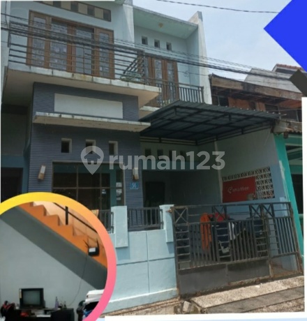 For Sale 2-Story House In Manukan Asri Surabaya