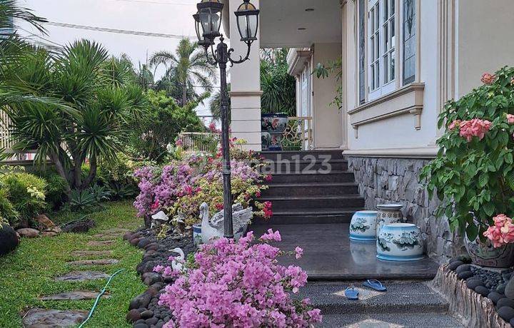 Dijual Rumah Mewah  & Bagus Full Furnish Bintang Diponggo - Pakis