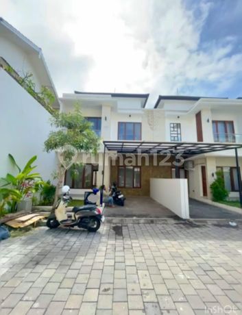 Rumah Nyaman One Gate - 2 Lantai 3 Kamar Tidurperumahan Taman Mumbul Suite - Jimbaran Rumah Nyaman One Gate - 2 Lantai 3 Kamar Tidurperumahan Taman Mumbul Suite - Jimbaran