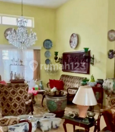 Rumah di Adityawarman Kebayoran Baru Rumah di Adityawarman Kebayoran Baru