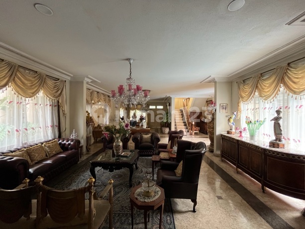 Rumah di Tirtayasa Kebayoran Baru Rumah di Tirtayasa Kebayoran Baru