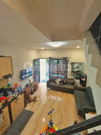 Dijual Rumah Minimalis Semi Furnish dengan 3 Kamar Tidur 2 Kamar Mandi 2 Lantai di Ungasan