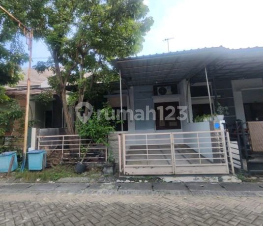 Rumah Taman Rivera Regency 1 Lantai One Gate System Dekat Merr Purimas, Sentra Point, Rungkut, Wiguna, Akses Tol, Juanda