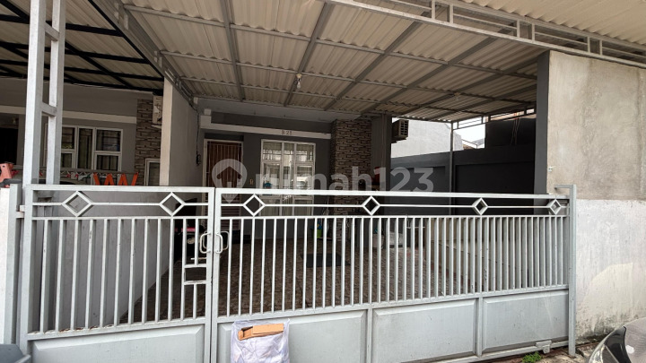 Rumah Bebas Banjir Di Poris Centrum
